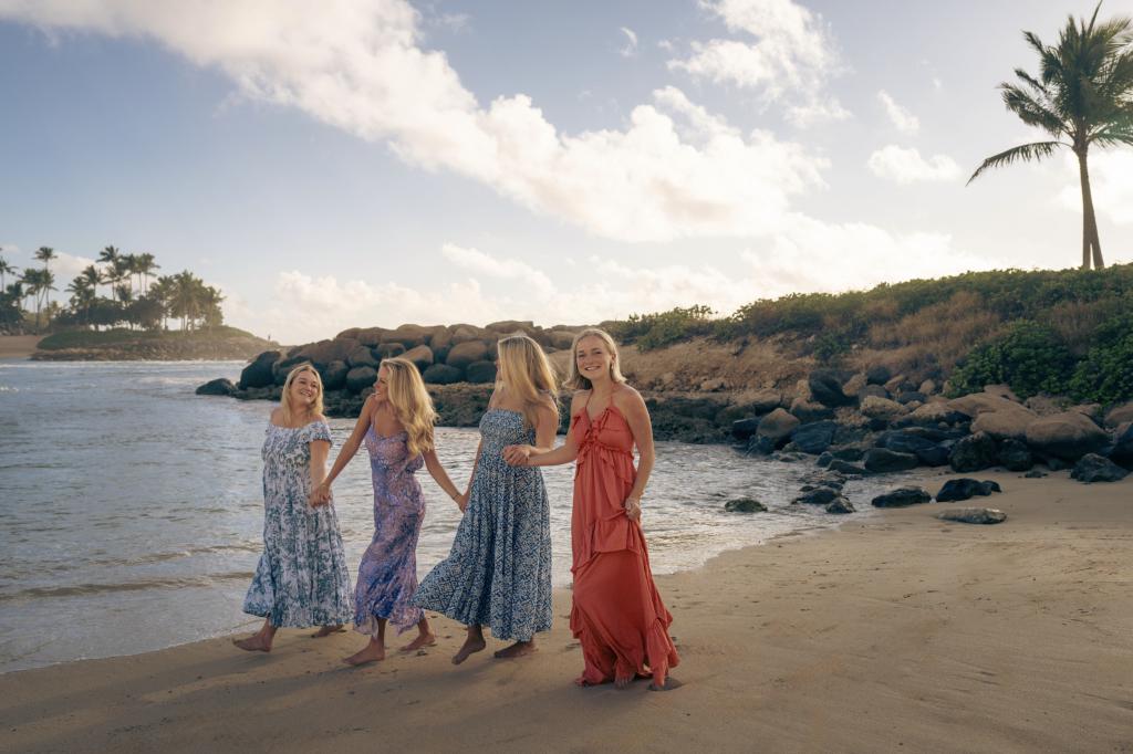 A Hawaii girls' trip