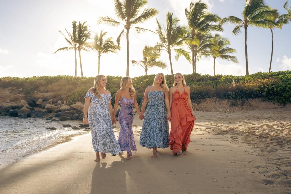 A Hawaii girls' trip